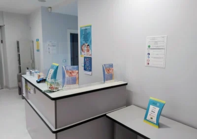 Clinica dentale Torino. Al centro odontoiatrico 32 Clicniche Dentali offriamo visite personalizzate